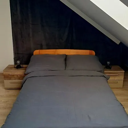 Mieszkanie Na Poddaszu *